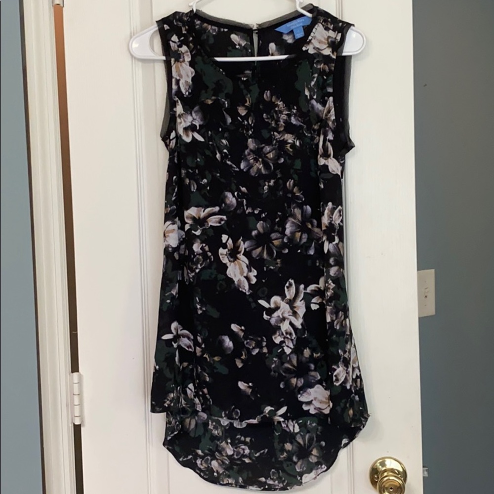Simply Vera tank top